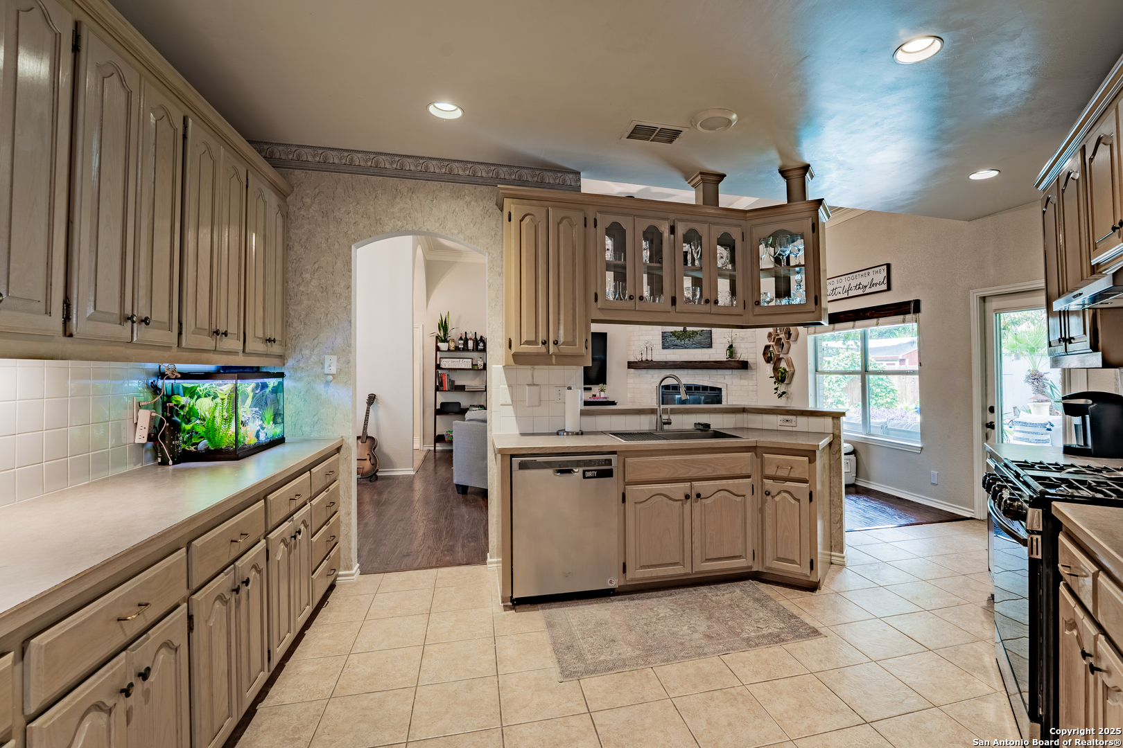 1147 Camellia New Braunfels TX 78130