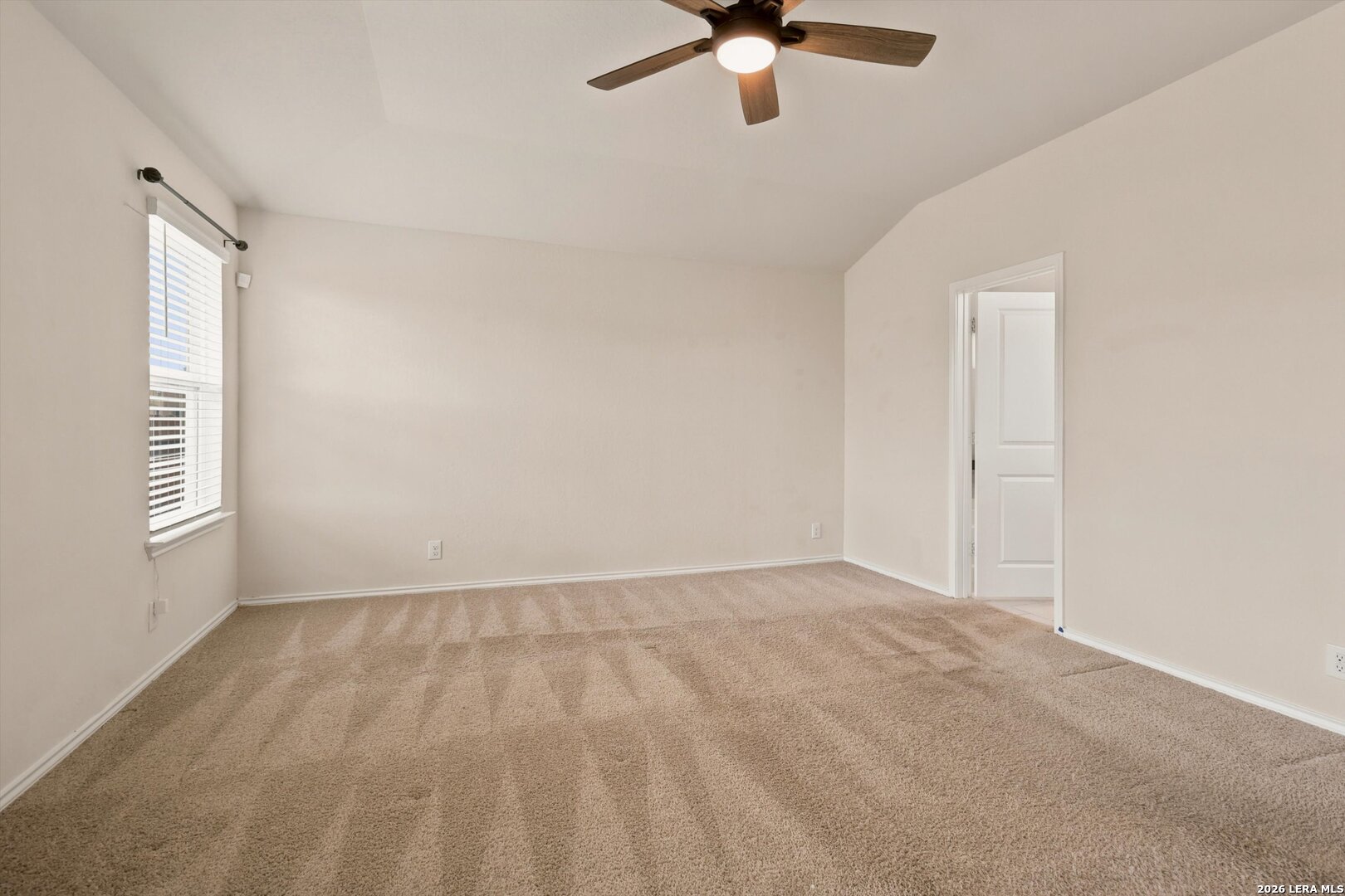 8106 Chestnut Blue Drive Converse TX 78109