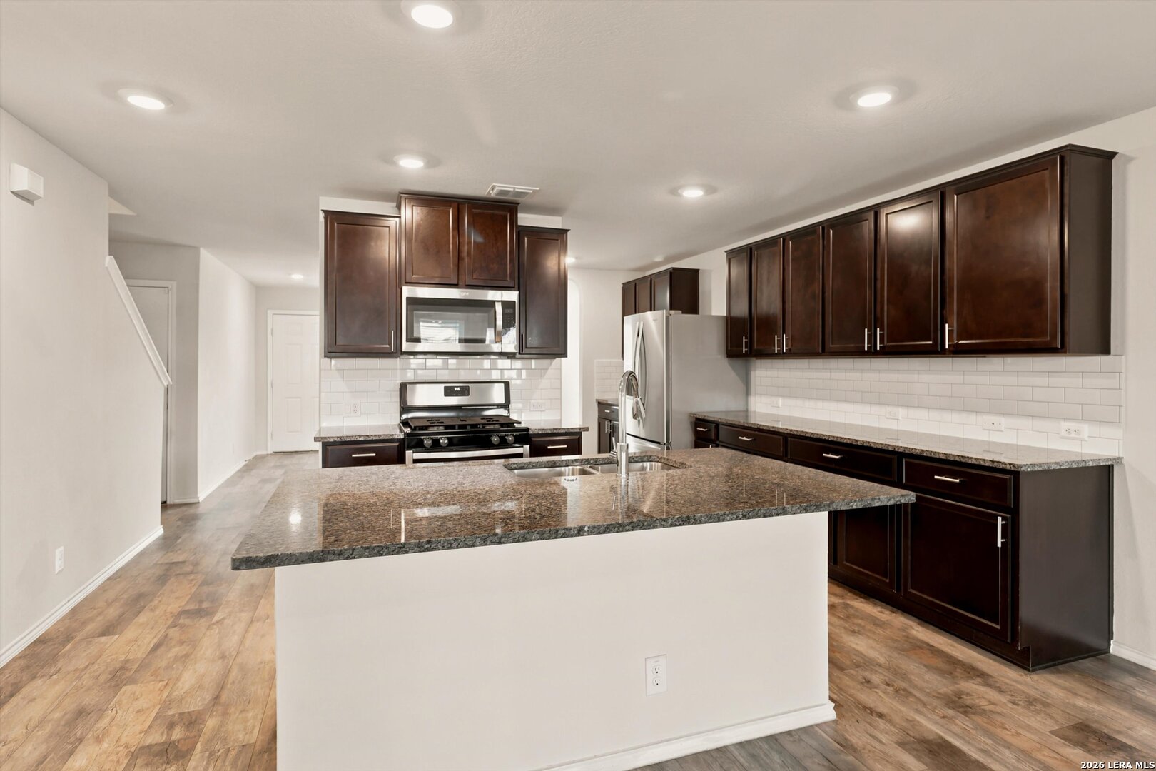 8106 Chestnut Blue Drive Converse TX 78109