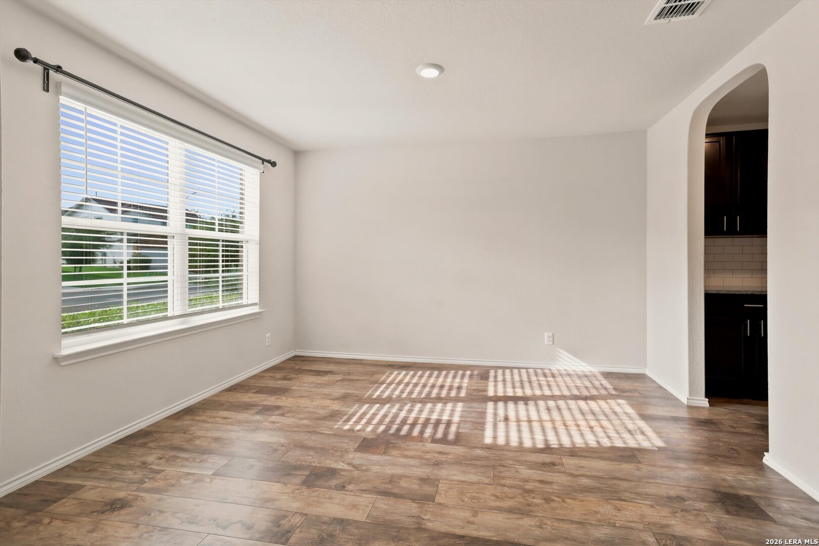 8106 Chestnut Blue Drive Converse TX 78109