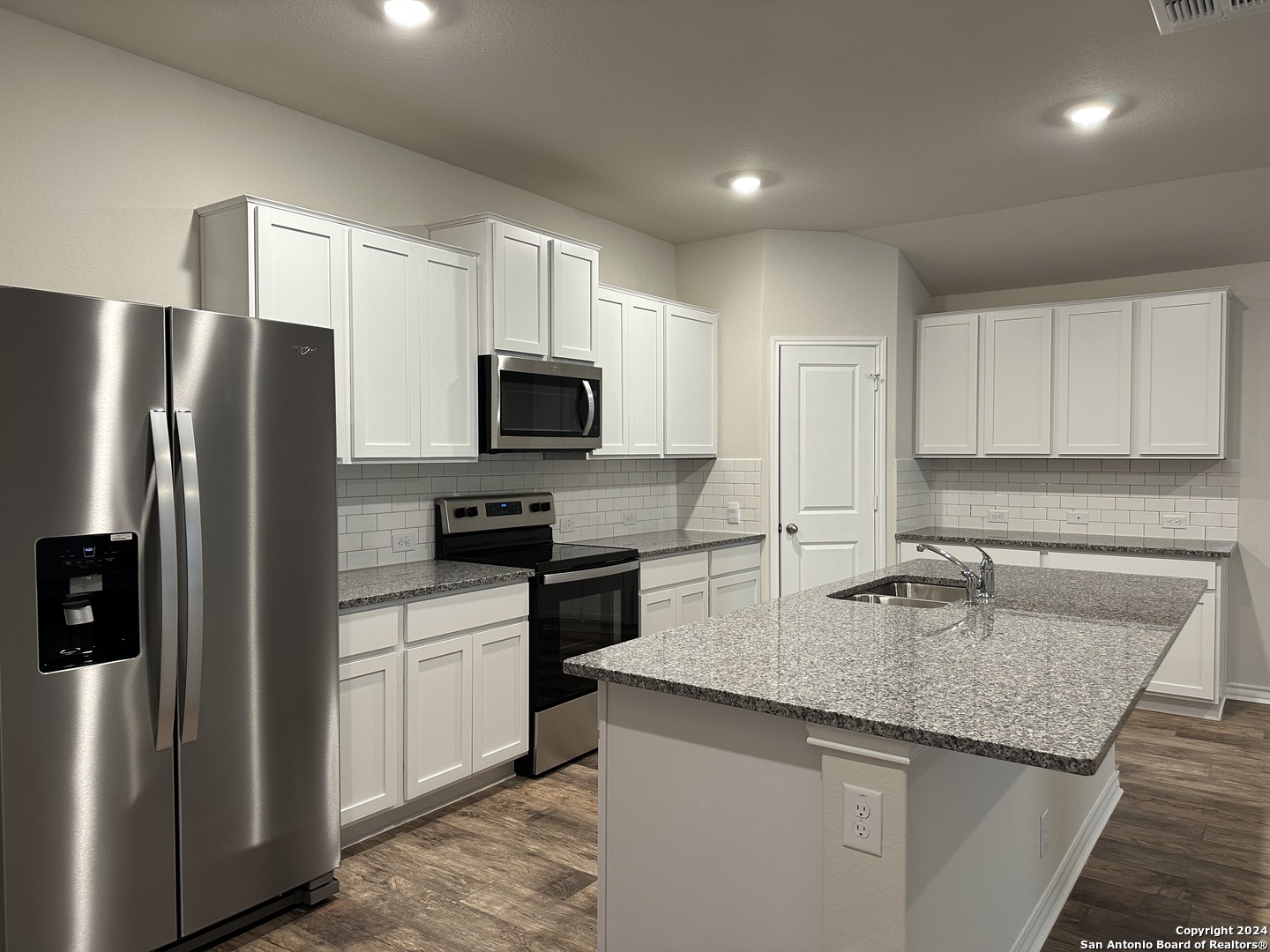 1742 Rocky Rise San Antonio TX 78245
