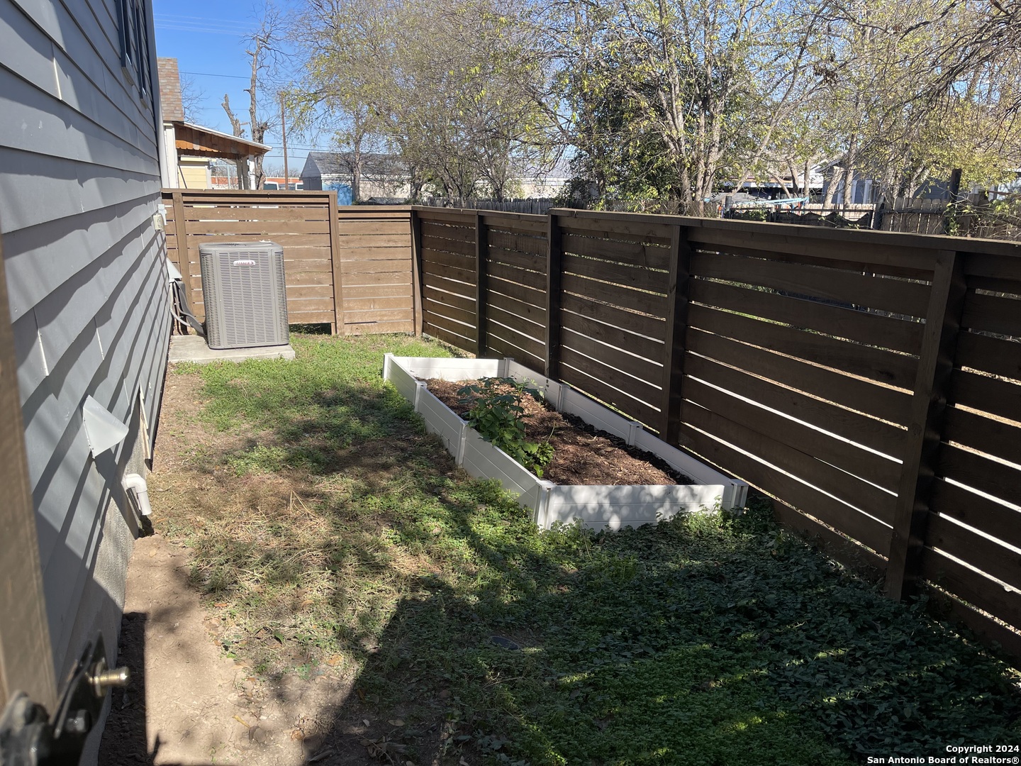 1138 N Olive Street San Antonio TX 78202