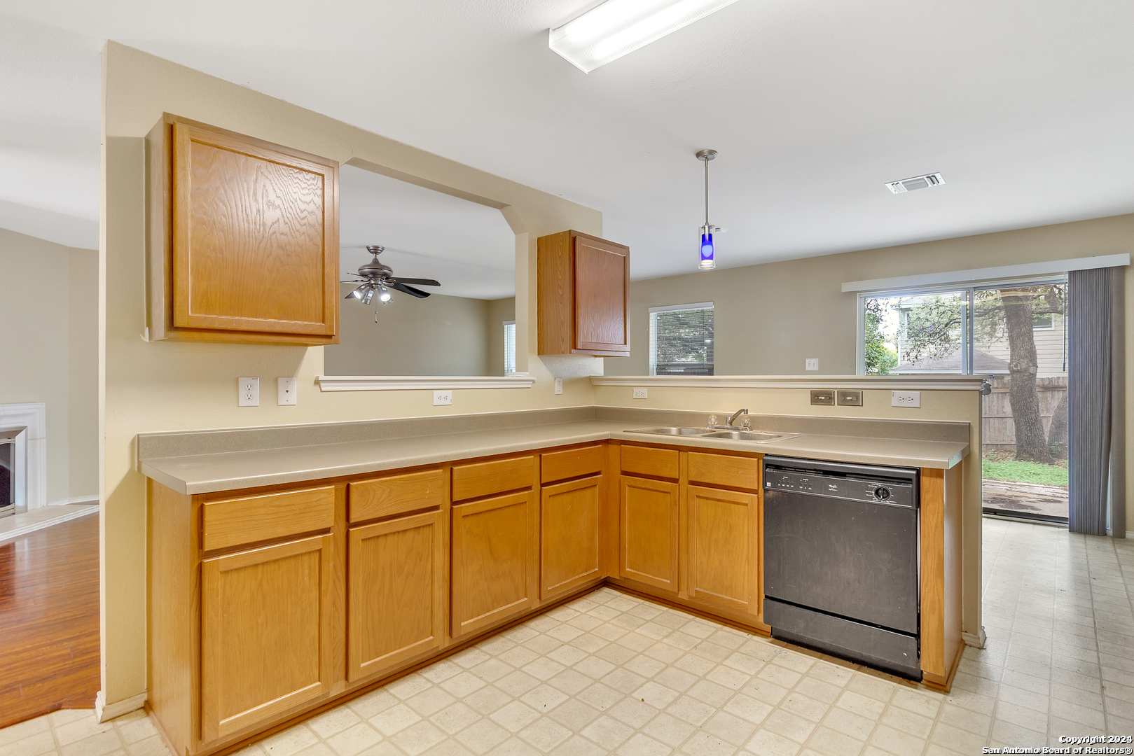 6226 Cypress Rose San Antonio TX 78240
