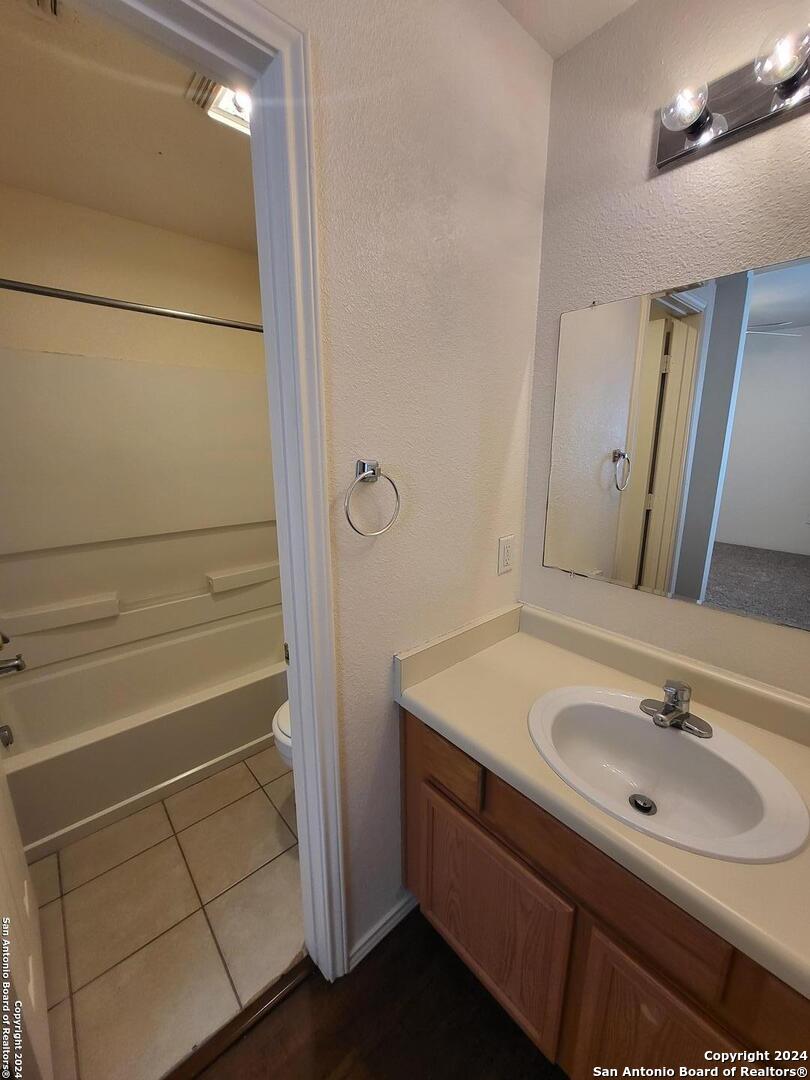 8935 Maverick Draw San Antonio TX 78250