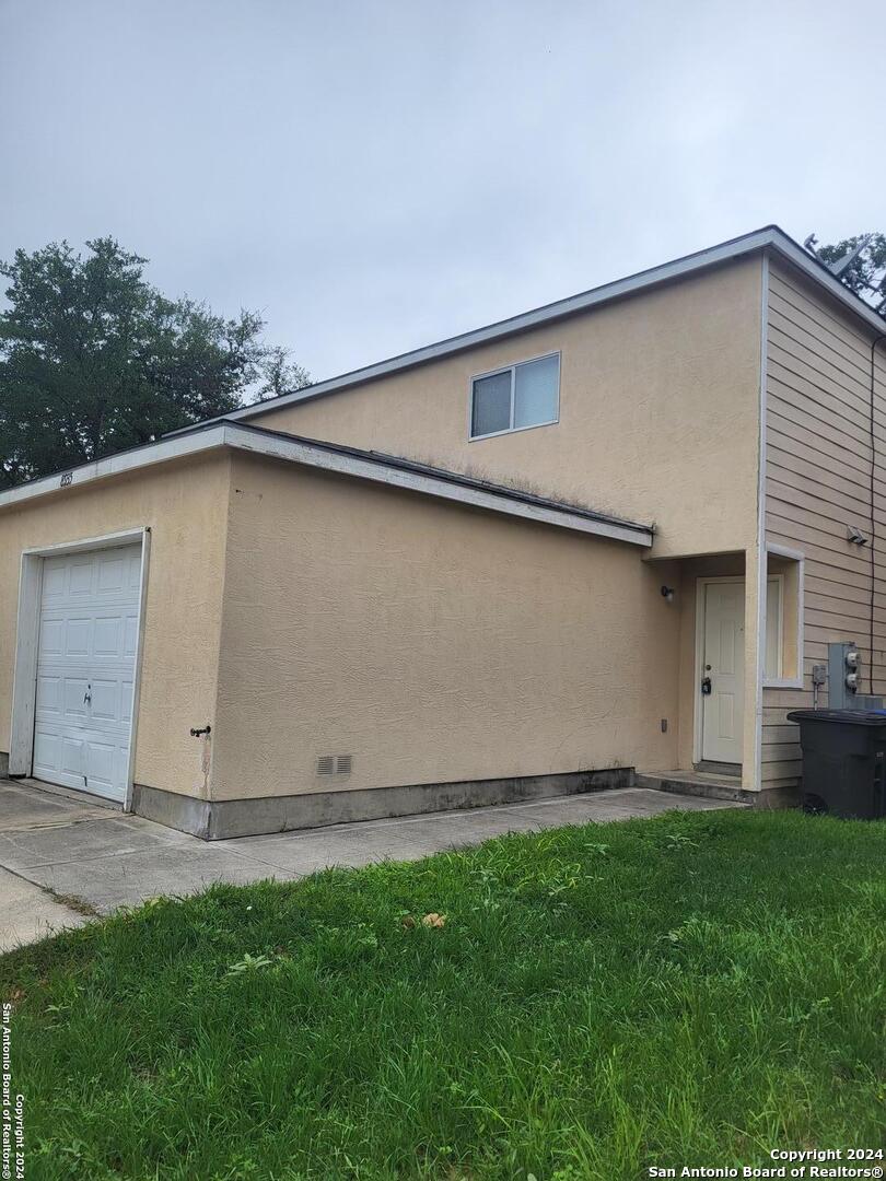 8935 Maverick Draw San Antonio TX 78250