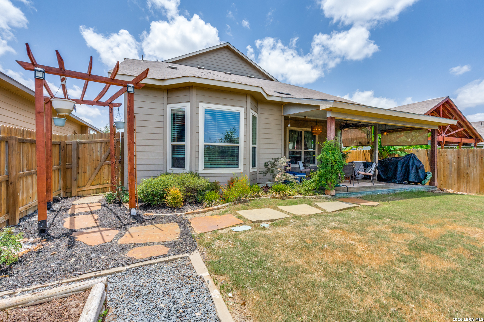 6719 Hibiscus Falls San Antonio TX 78218