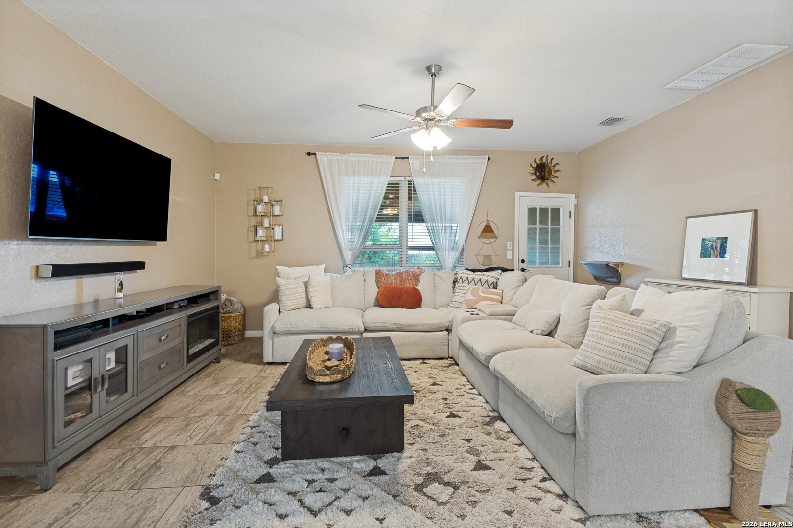 6719 Hibiscus Falls San Antonio TX 78218