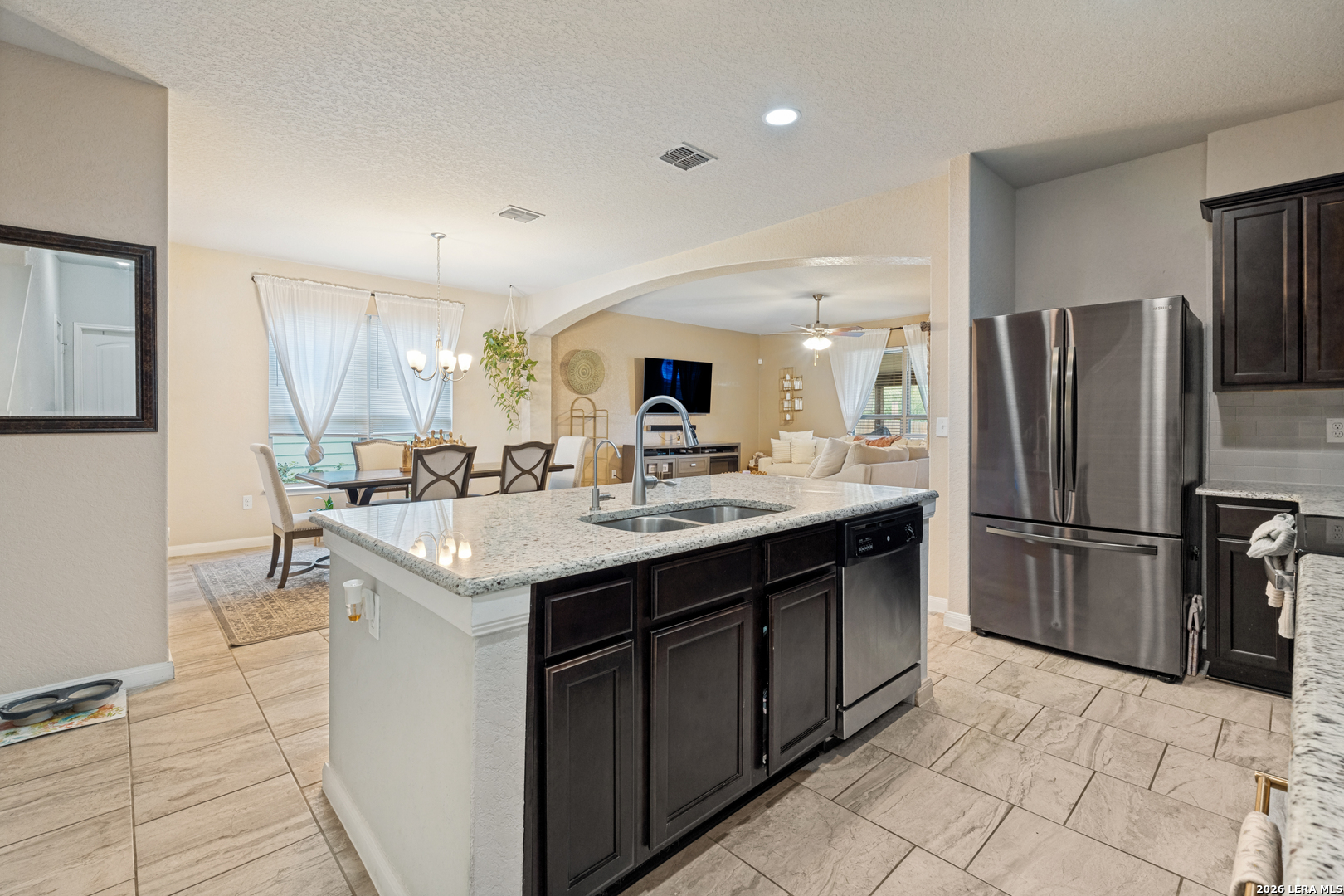 6719 Hibiscus Falls San Antonio TX 78218