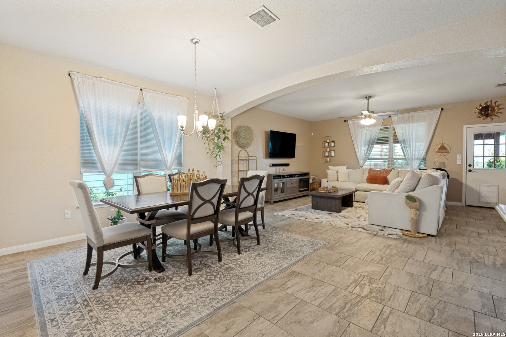 6719 Hibiscus Falls San Antonio TX 78218