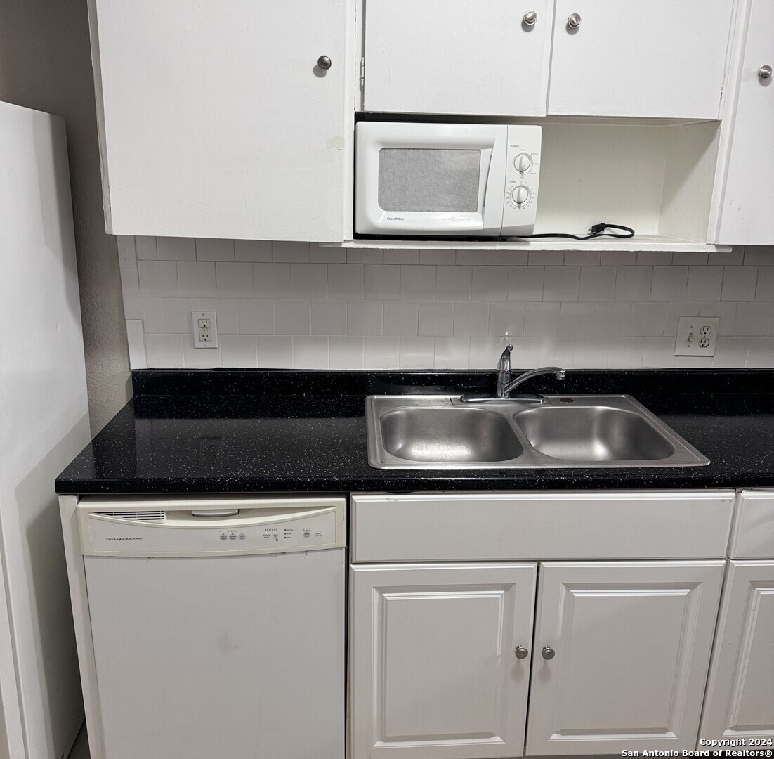 217 Natalen San Antonio TX 78209