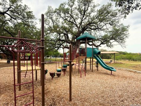 22414 Akin Heights San Antonio TX 78261