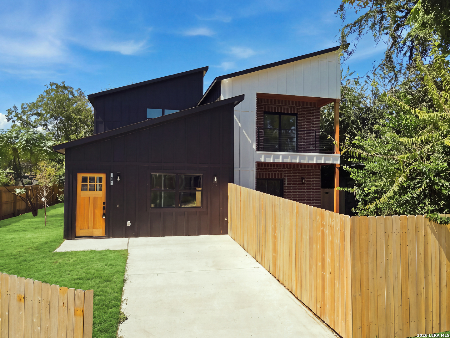 825 Vargas Alley San Antonio TX 78203