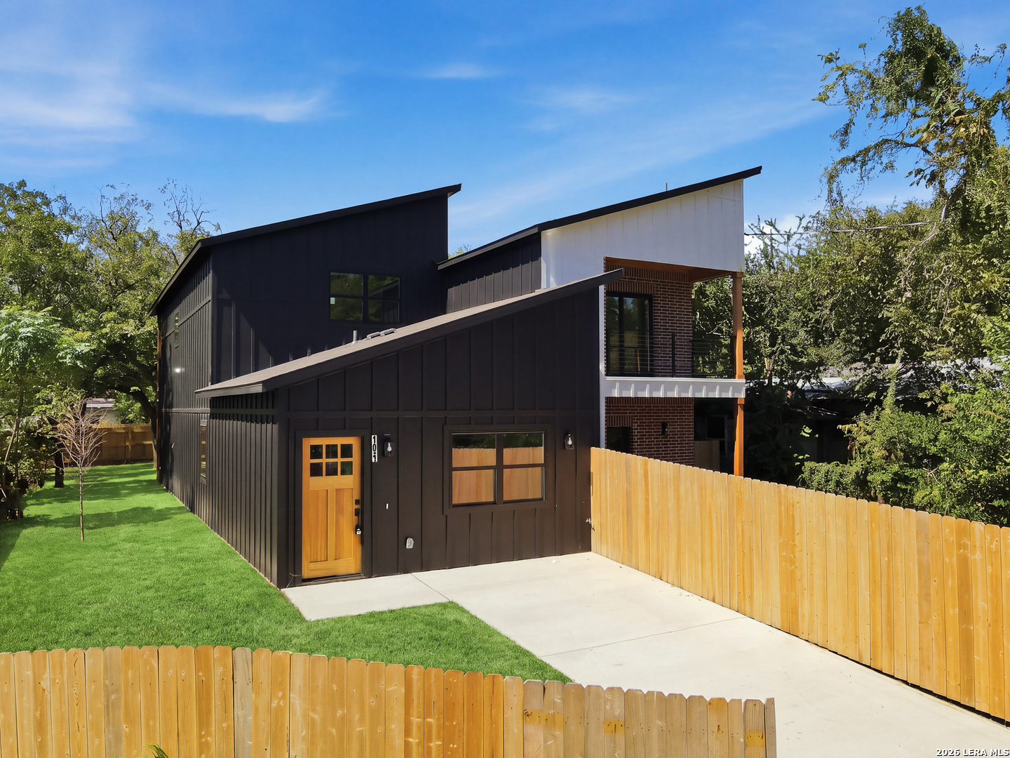 825 Vargas Alley San Antonio TX 78203