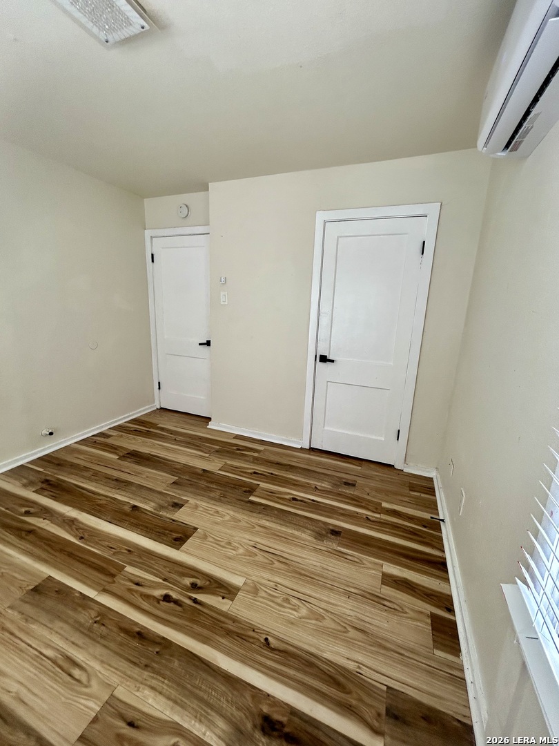 922 Mcilvaine San Antonio TX 78201