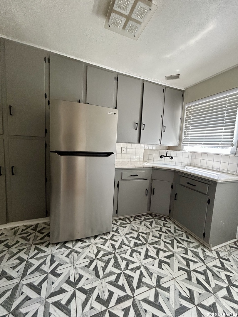 922 Mcilvaine San Antonio TX 78201