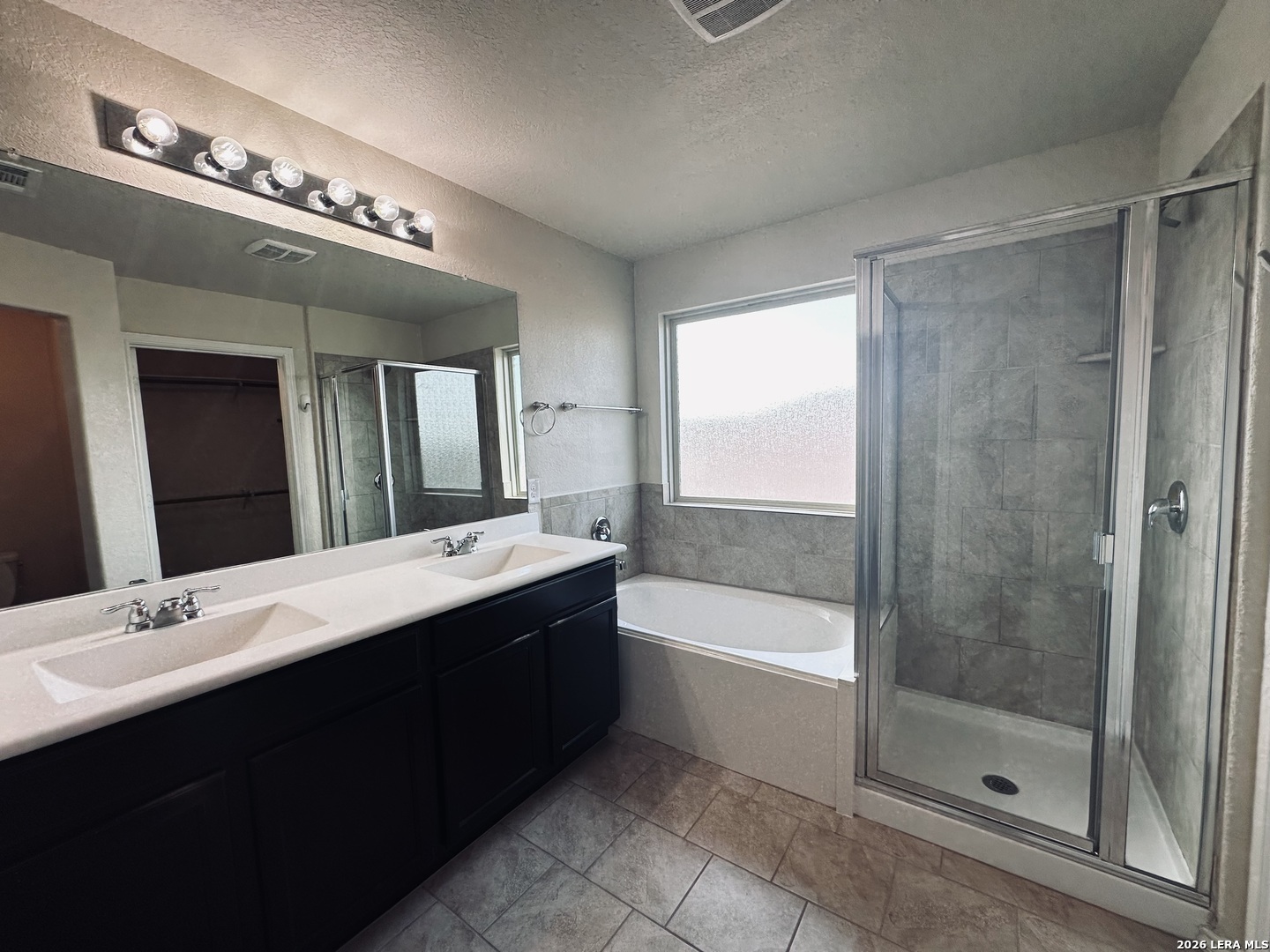7102 Hibiscus Falls San Antonio TX 78218
