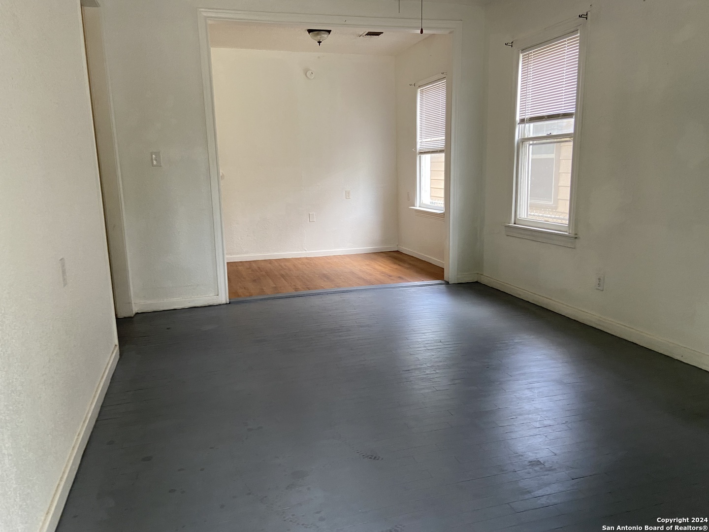 512 W Southcross Boulevard San Antonio TX 78221