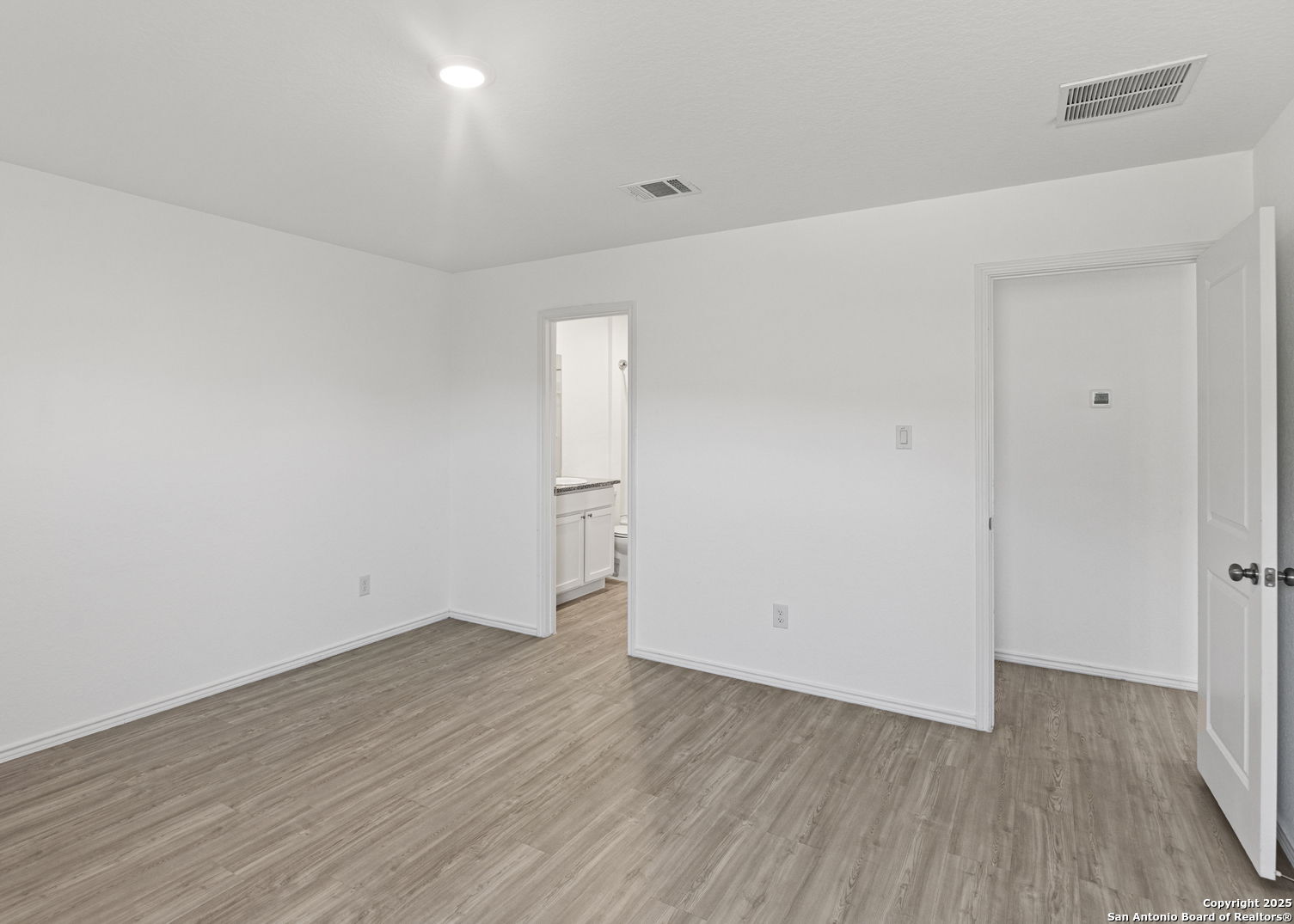 10129 Bridgton Mill San Antonio TX 78254