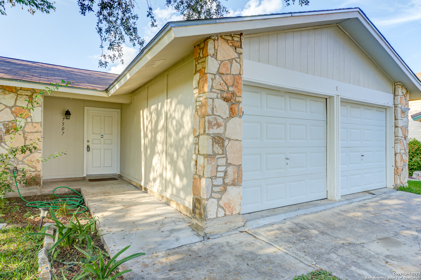 7507 Echo Trail San Antonio TX 78244