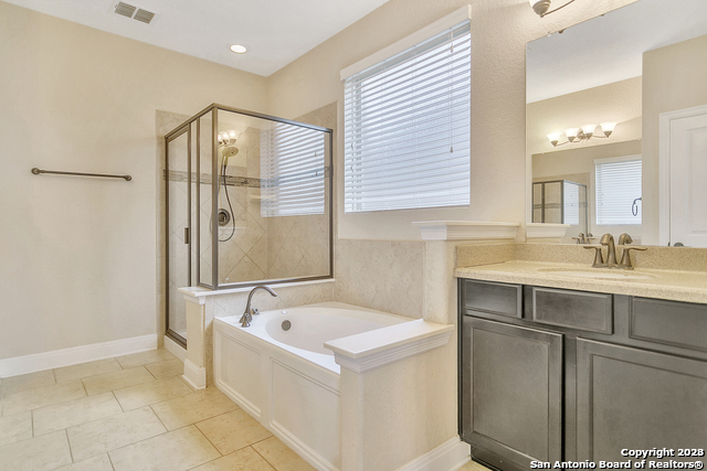 22131 Gypsy Hawk San Antonio TX 78261