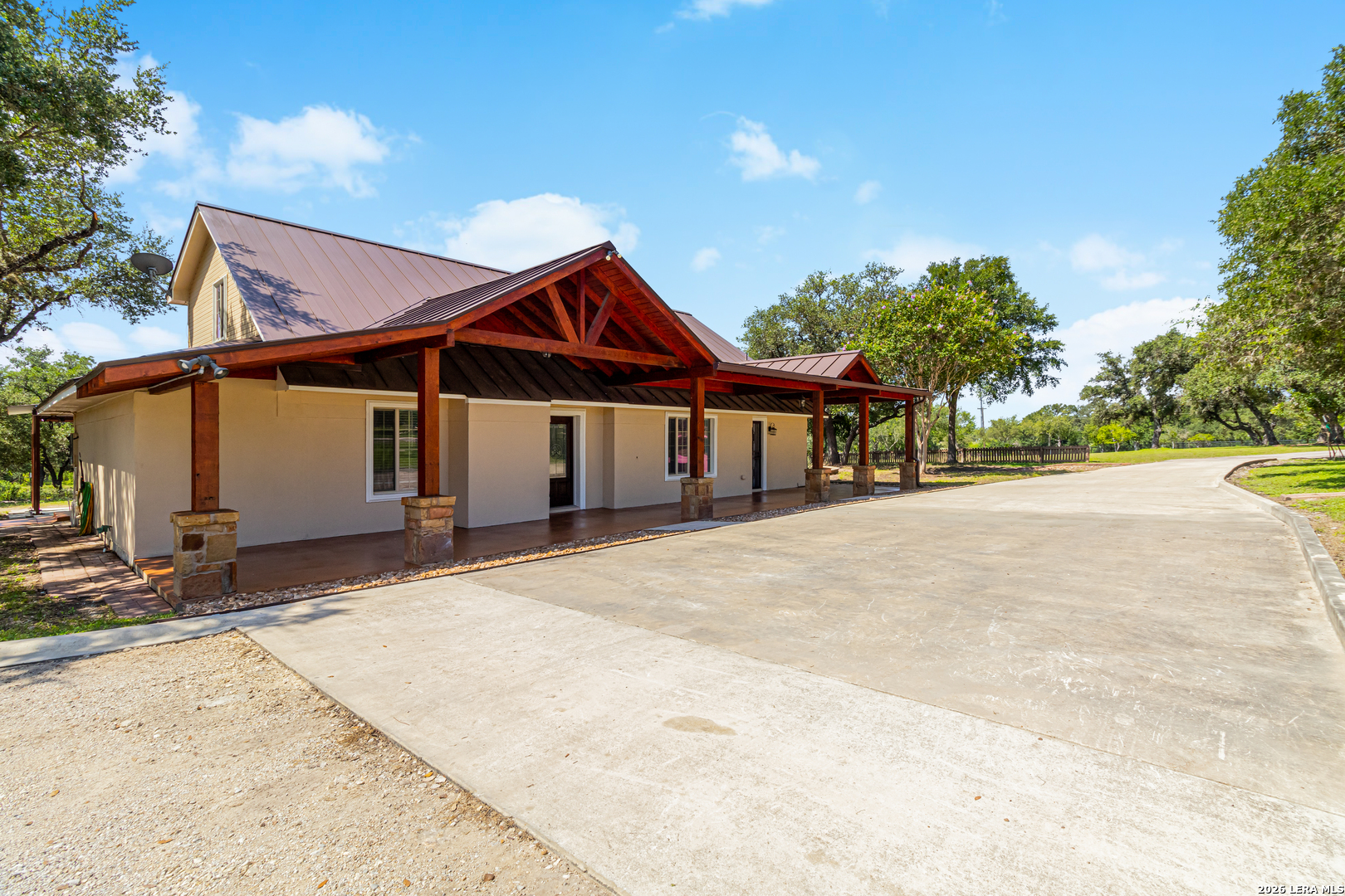 160 County Road 4801 Castroville TX 78009