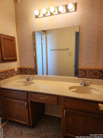 11427 Long Trail San Antonio TX 78245