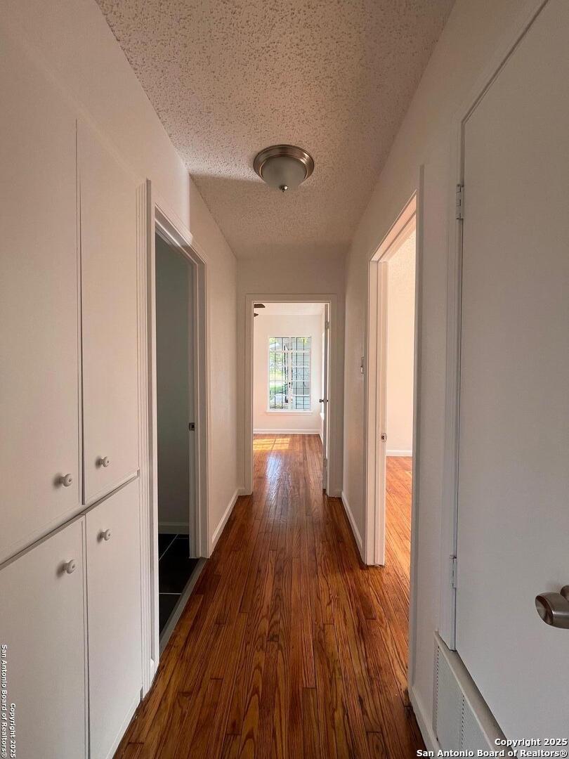 1134 W Thoraine San Antonio TX 78201