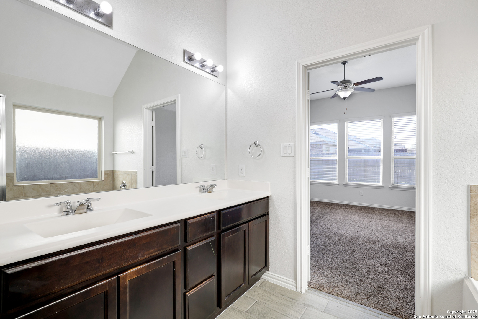 8907 Wyatts Run San Antonio TX 78254