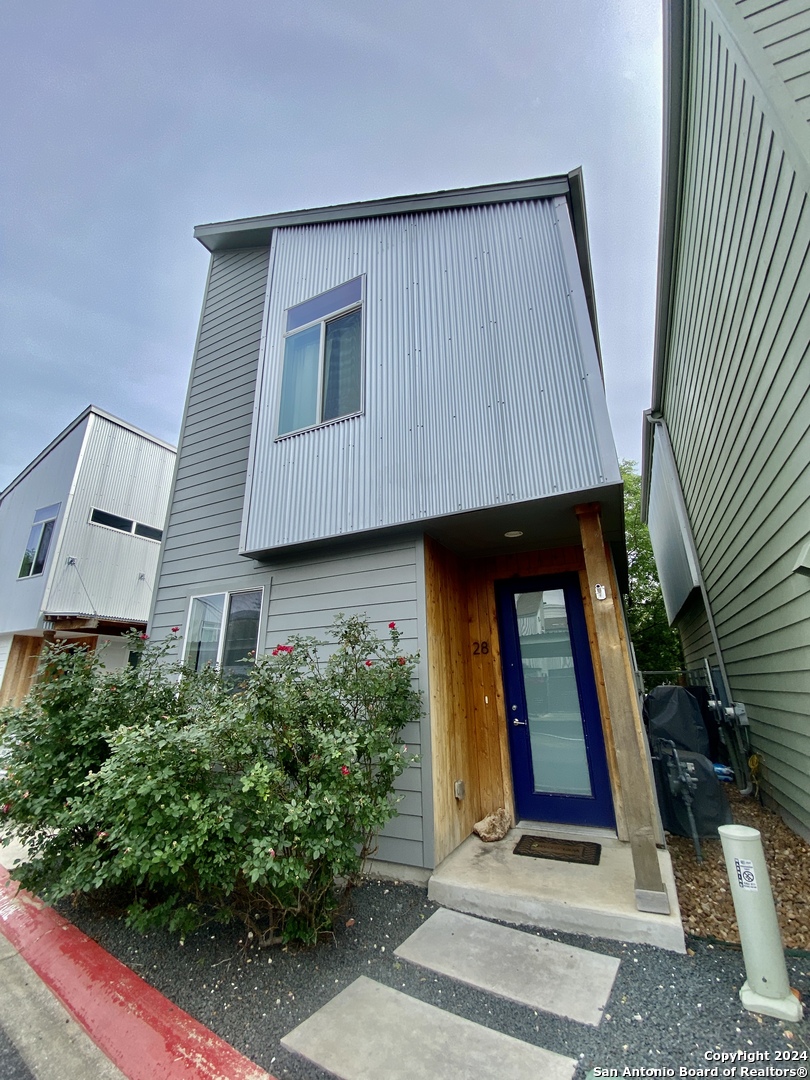 330 Clay Street San Antonio TX 78204