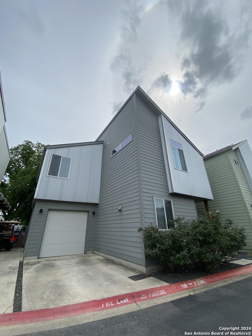 330 Clay Street San Antonio TX 78204