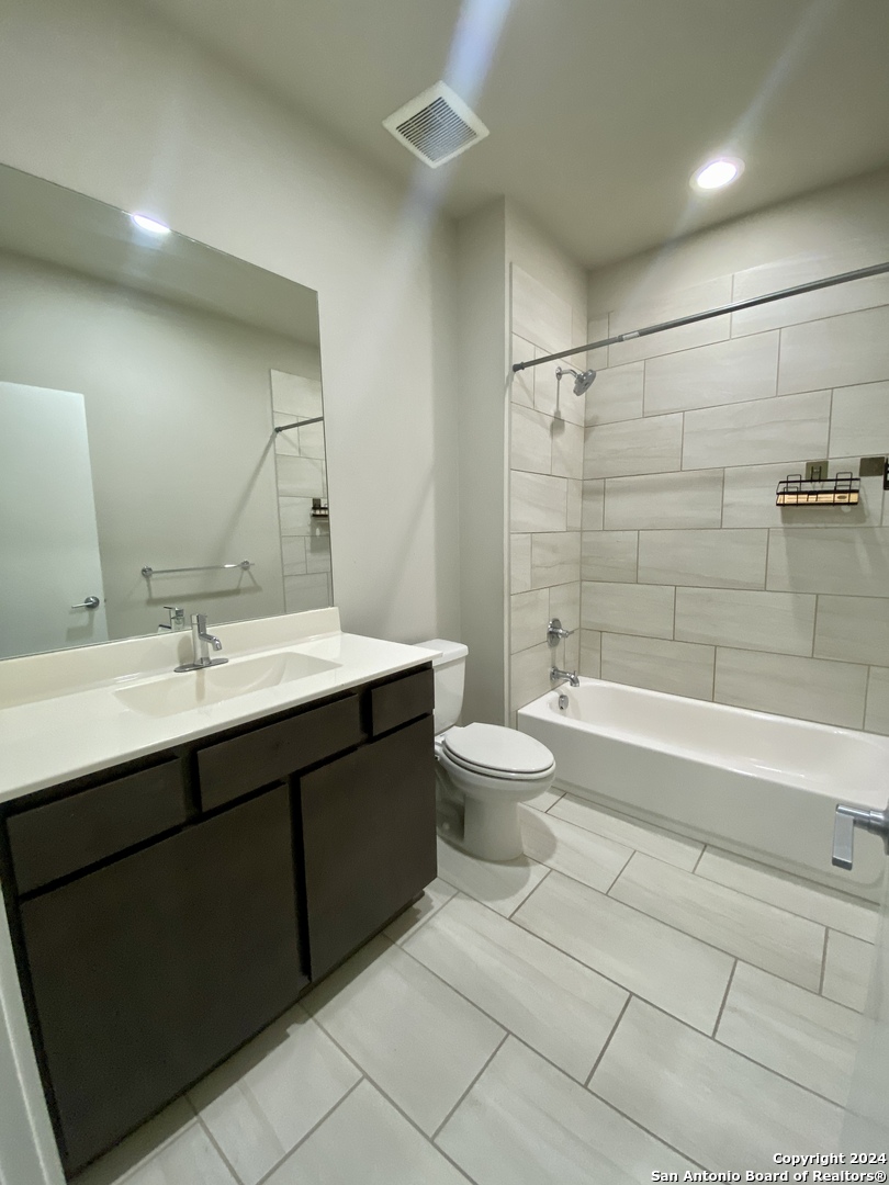 330 Clay Street San Antonio TX 78204