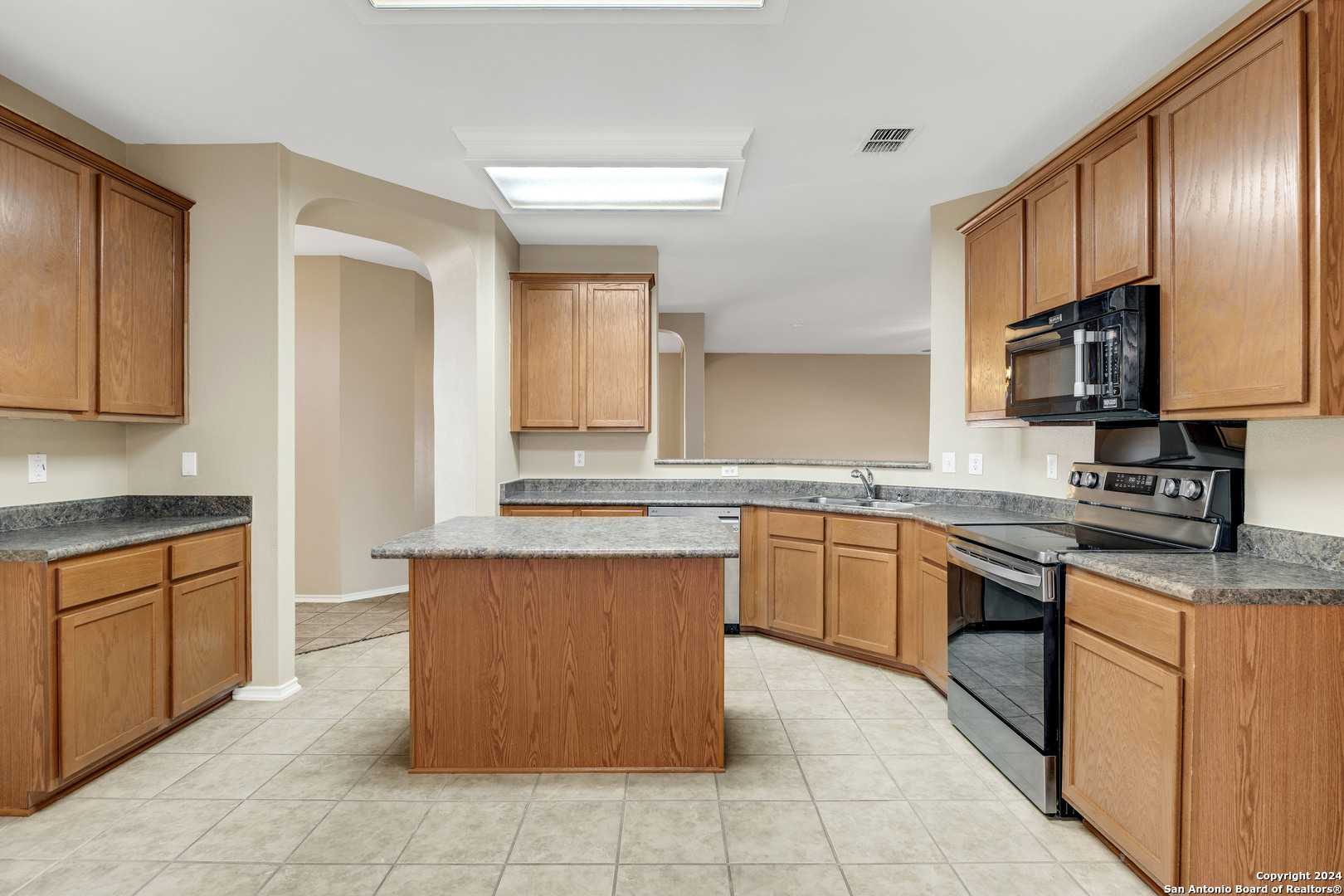 225 Crimson Tree Cibolo TX 78108
