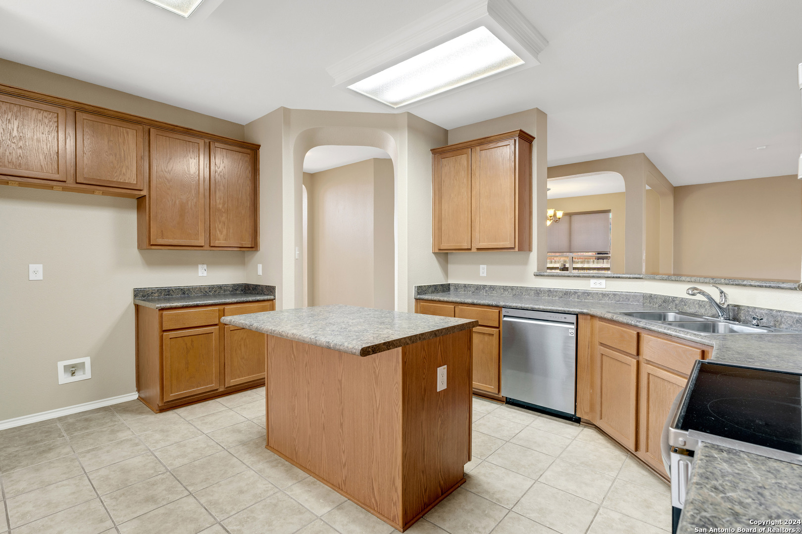 225 Crimson Tree Cibolo TX 78108