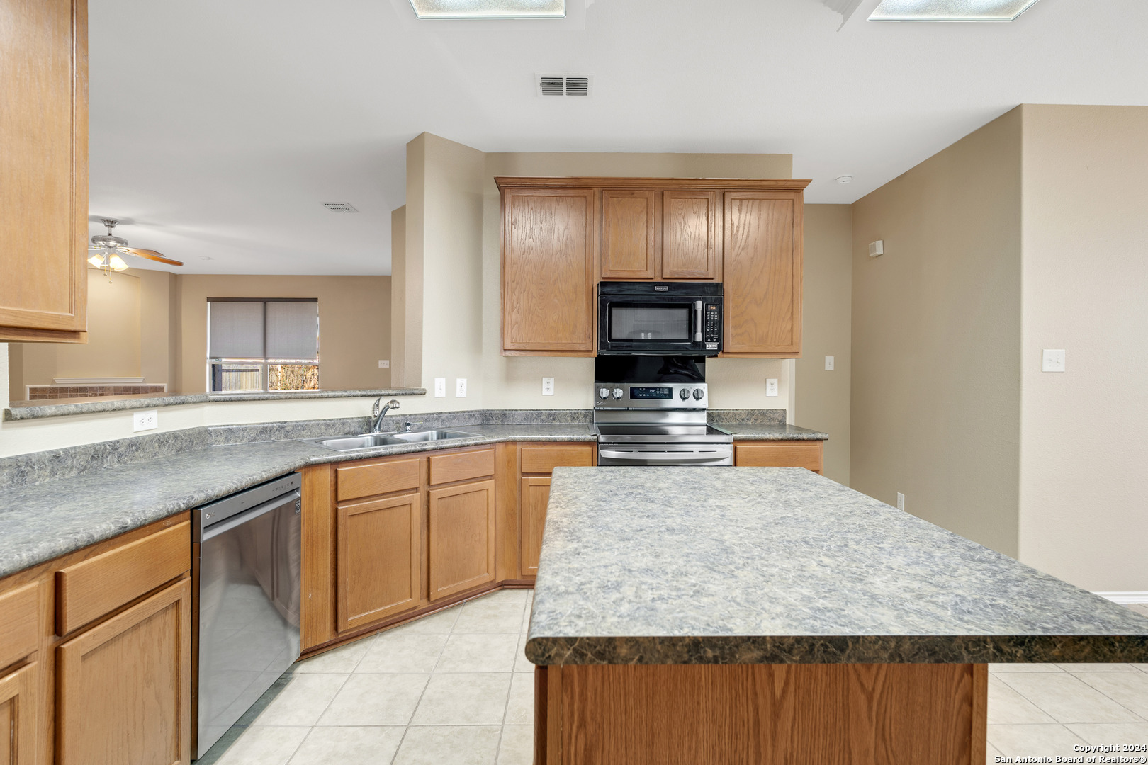 225 Crimson Tree Cibolo TX 78108