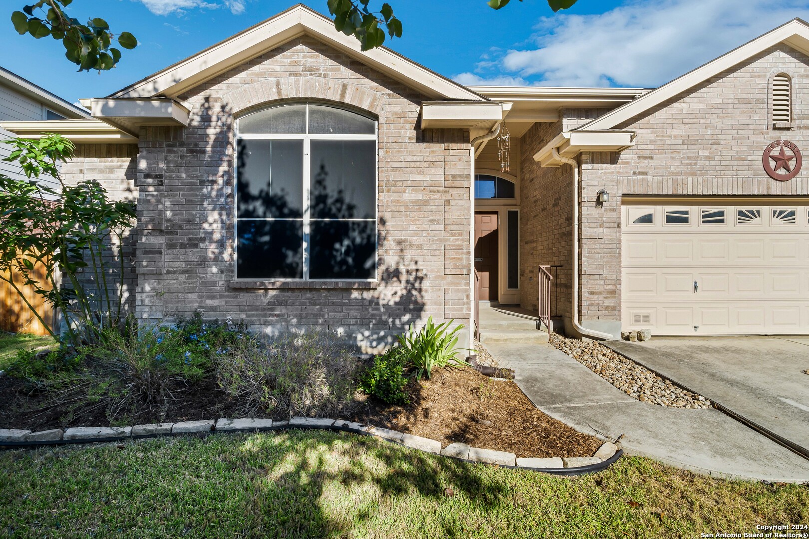 225 Crimson Tree Cibolo TX 78108