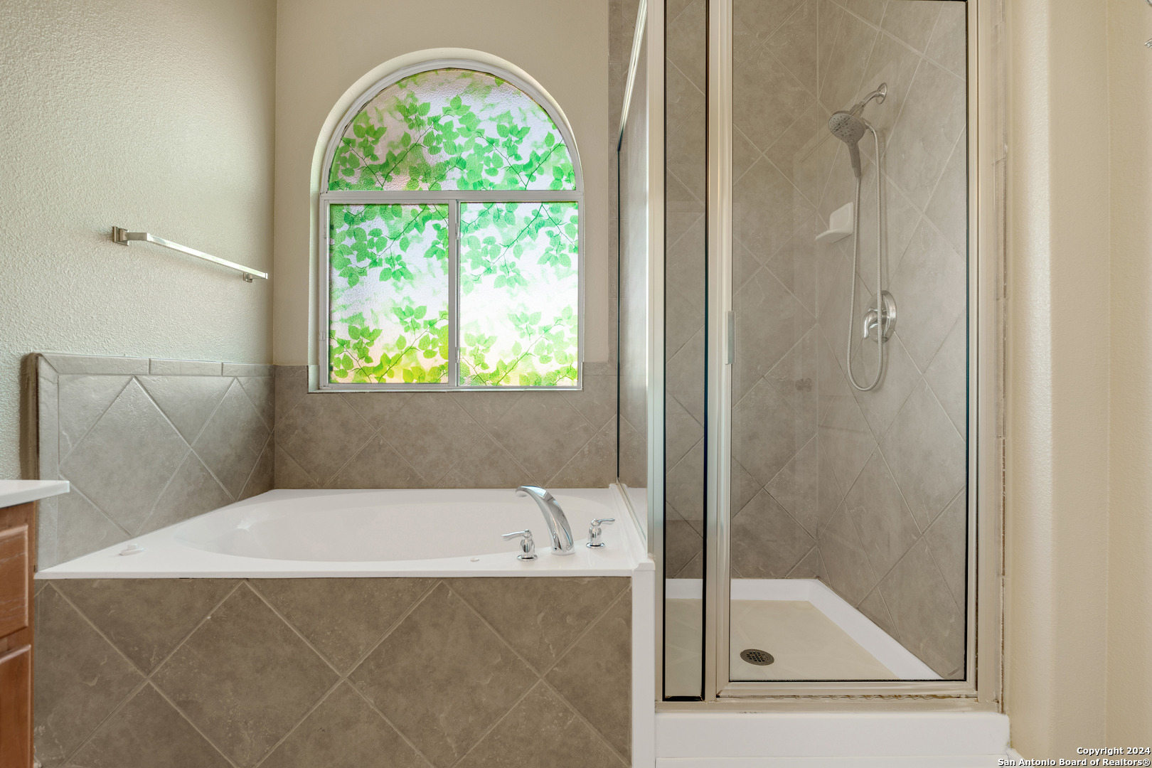 225 Crimson Tree Cibolo TX 78108