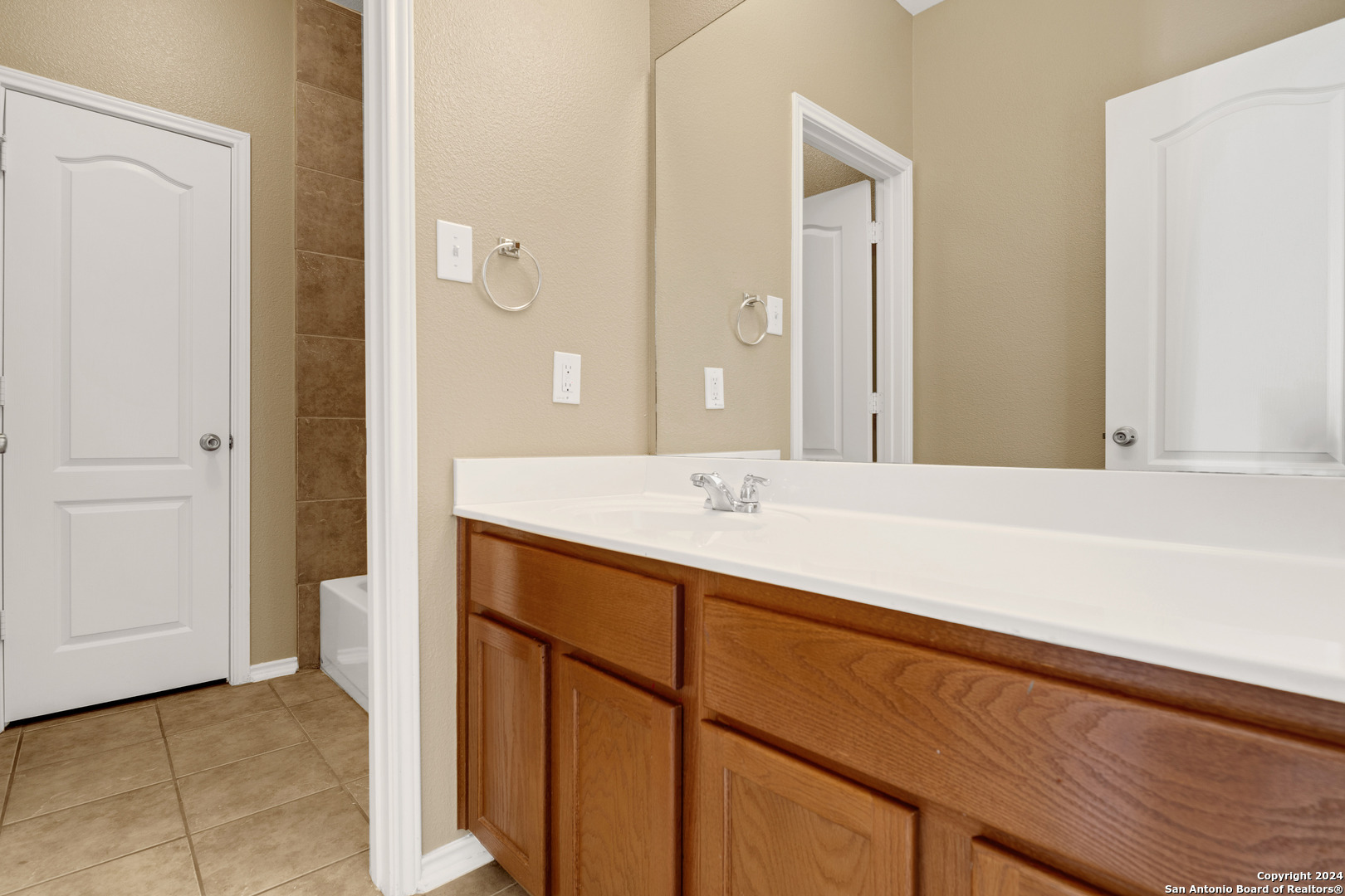 225 Crimson Tree Cibolo TX 78108
