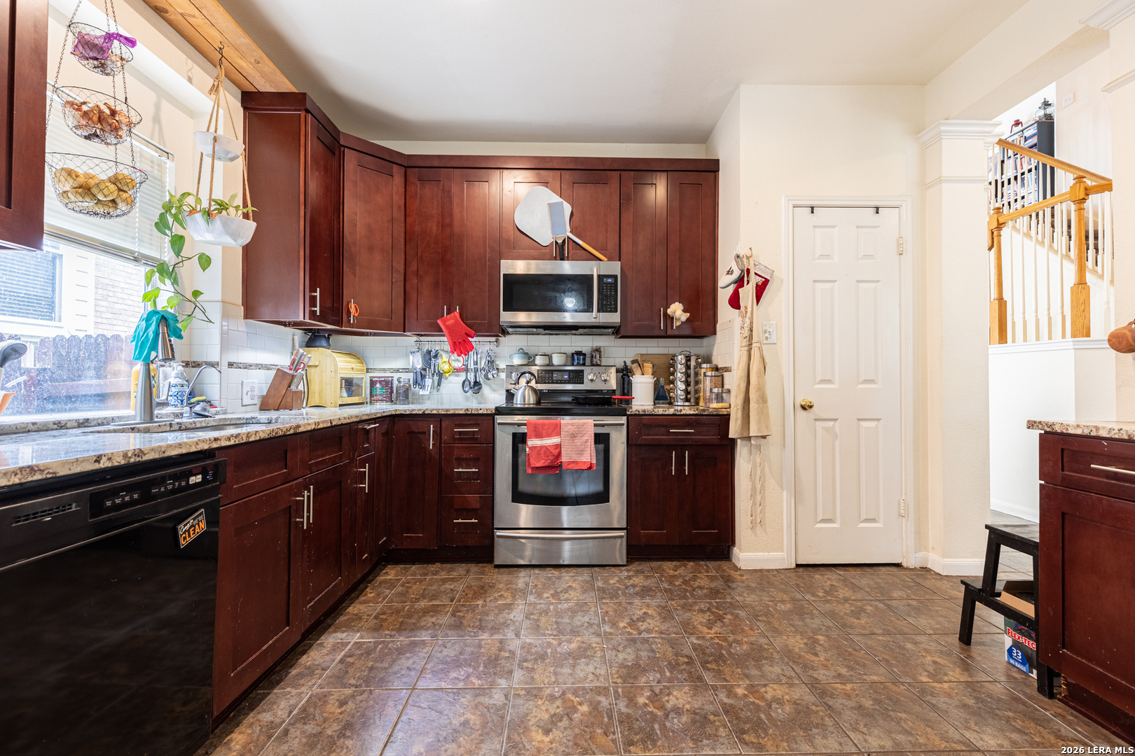 6015 Elk Valley San Antonio TX 78249