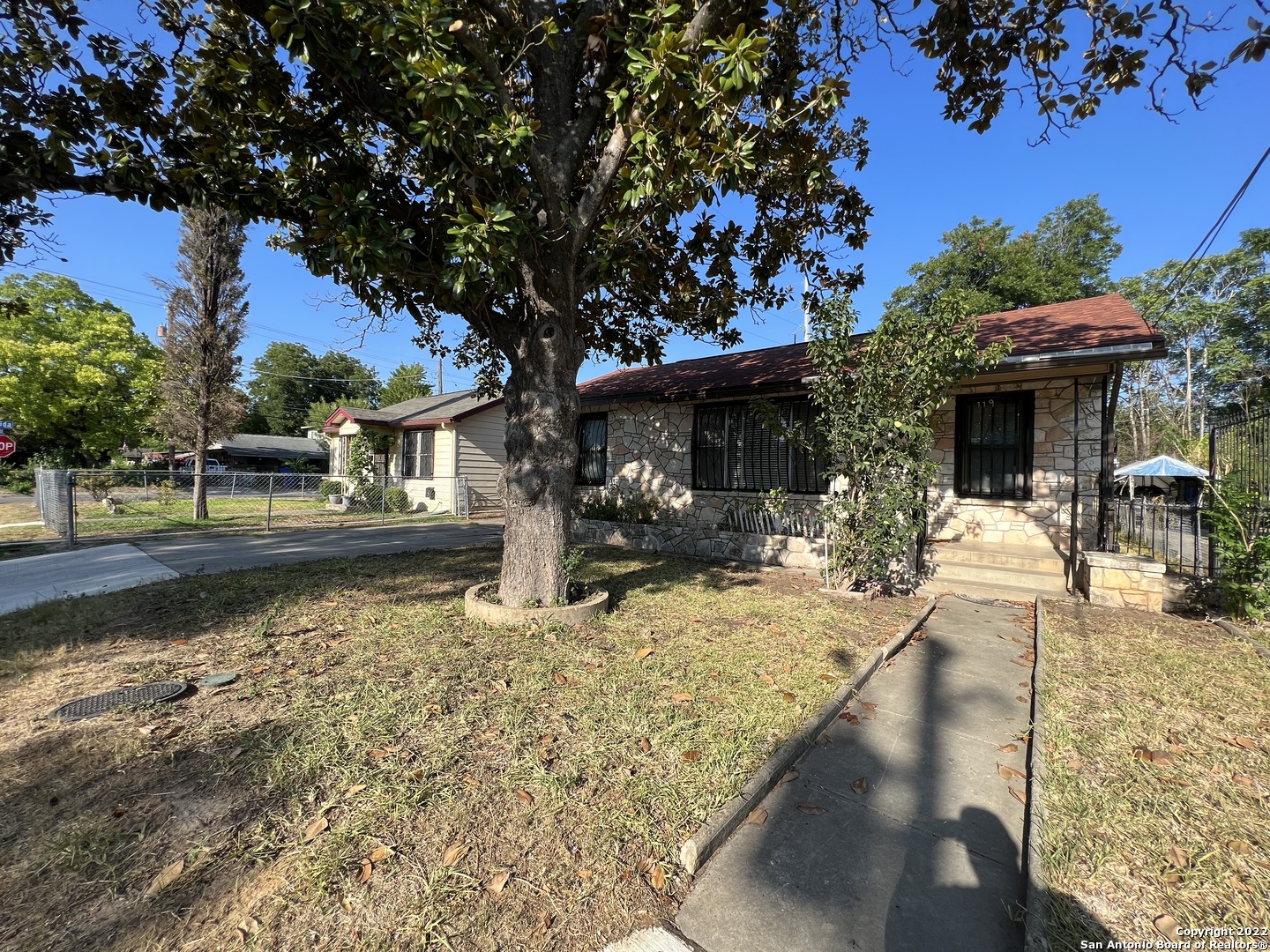 119 Mazzurana Street San Antonio TX 78207