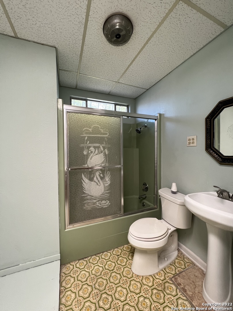 119 Mazzurana Street San Antonio TX 78207