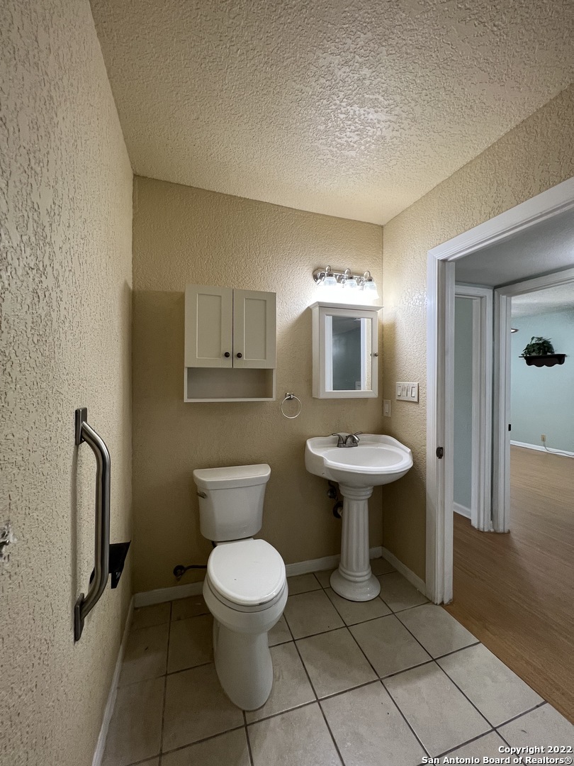 119 Mazzurana Street San Antonio TX 78207