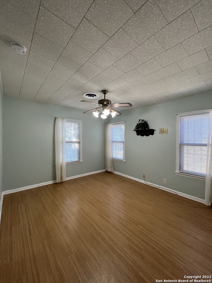 119 Mazzurana Street San Antonio TX 78207