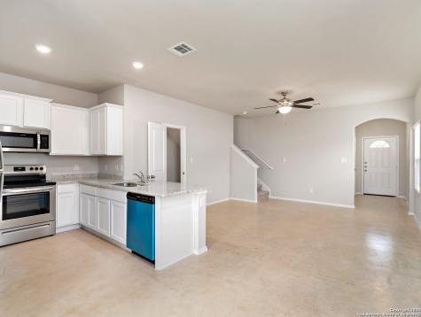 6258 Eddie Way San Antonio TX 78244