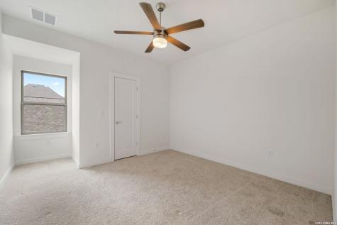 10834 Saleh Corner San Antonio TX 78224
