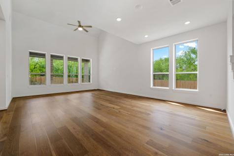 10834 Saleh Corner San Antonio TX 78224