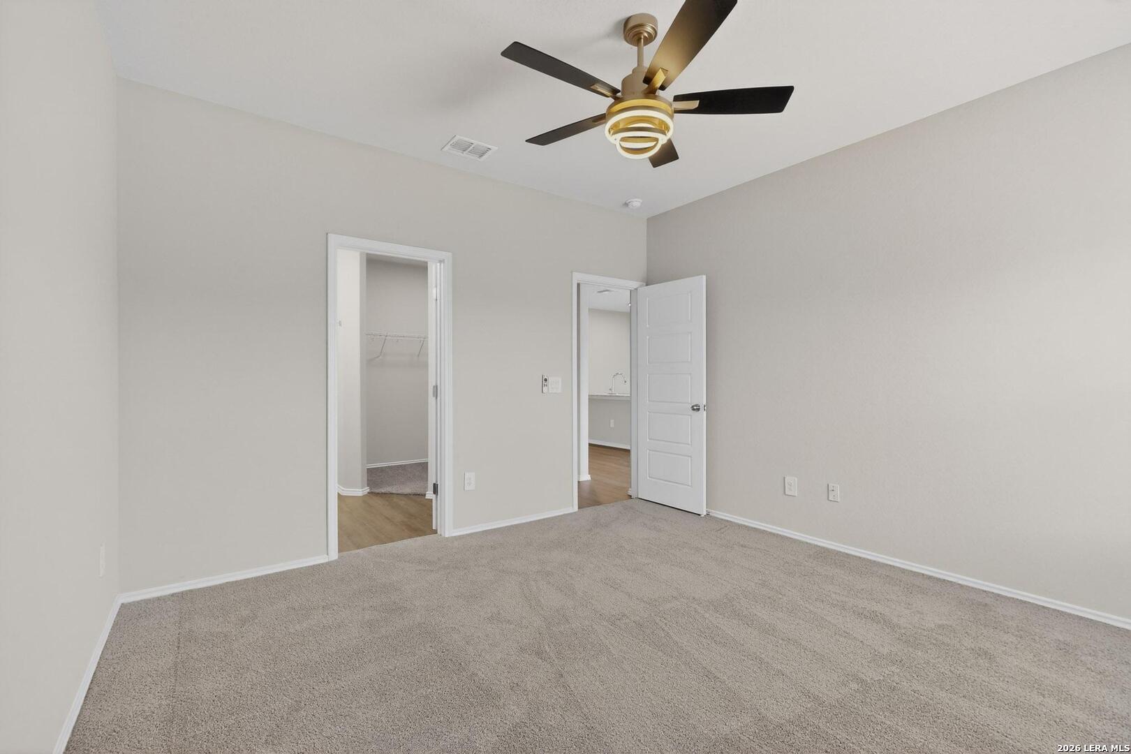 3038 Laguna Cliffs Converse TX 78109