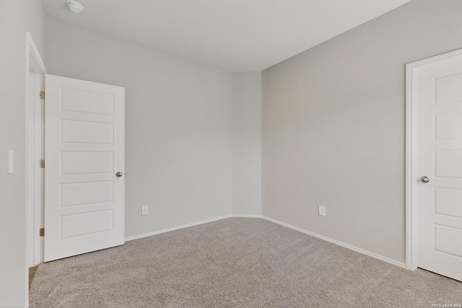 3038 Laguna Cliffs Converse TX 78109