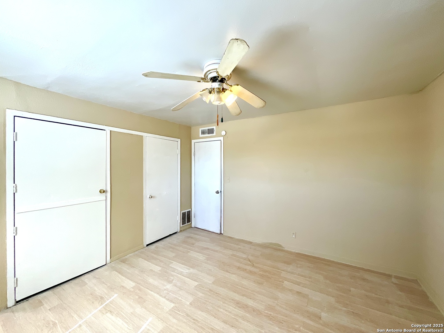 7042 Glen Mist San Antonio TX 78239