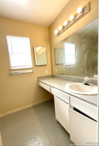 7042 Glen Mist San Antonio TX 78239