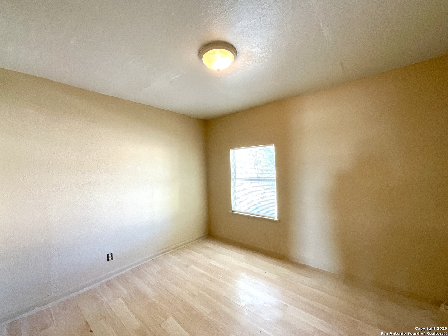 7042 Glen Mist San Antonio TX 78239